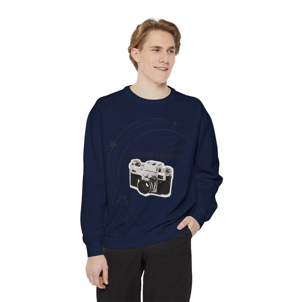 Sweatshirt - 'Heaven Can Wait' Vintage Camera Graphic Crewneck